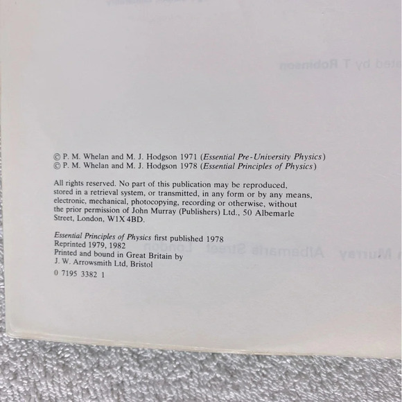 Vintage Essential Principles Of Physics Text Book - Picture 8 of 8